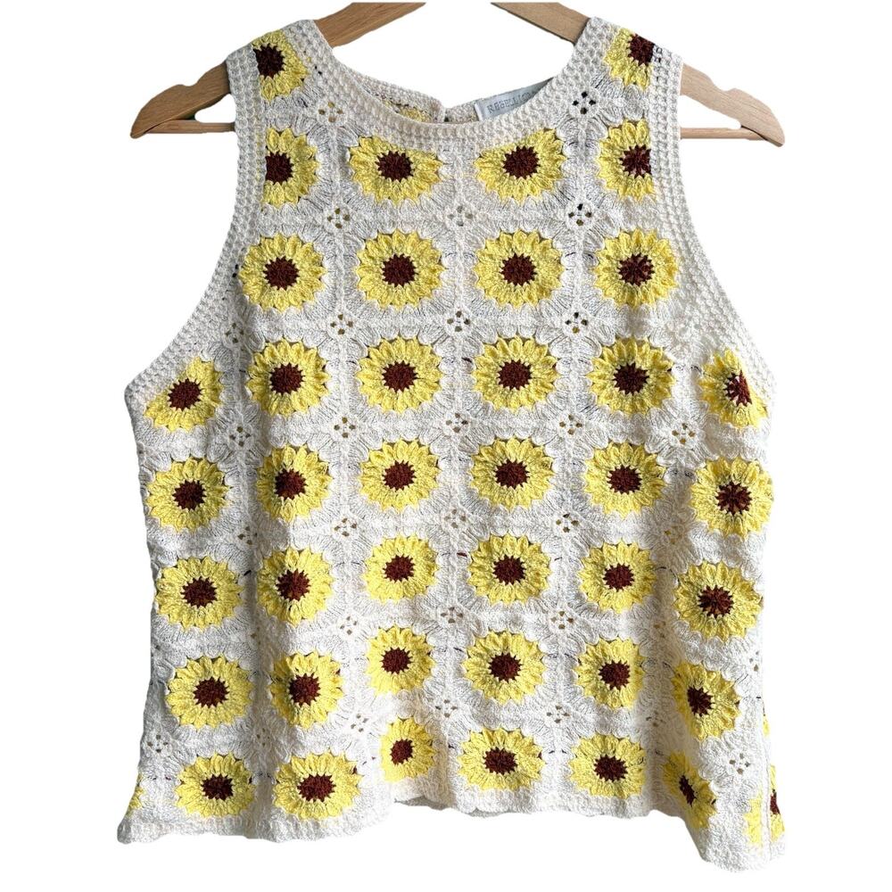 NWT Rebellion White and Yellow Floral Crochet Tank Top